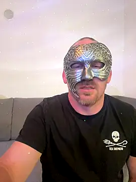 Snapshot of Celin_Luca210 chatting on 09/10/25, 06:19 Celin Luca210 online show from 09/10/25, 06:19