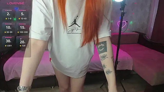 Molly Kitty online show from 09/18/25, 02:35