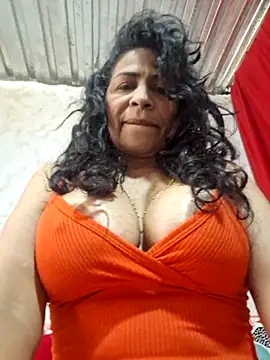 Snapshot of floresblancas chatting on 05/02/26, 02:22 floresblancas online show from 05/02/26, 02:22