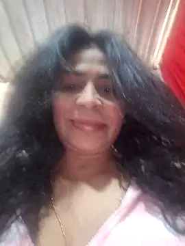 Snapshot of floresblancas chatting on 05/06/26, 02:33 floresblancas online show from 05/06/26, 02:33