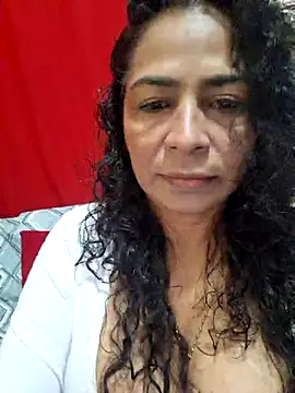 Snapshot of floresblancas chatting on 07/16/26, 01:06 floresblancas online show from 07/16/26, 01:06