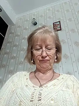 AlikaSwan5821 online show from 10/11/25, 12:15