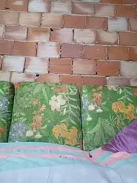 jojo1986No online show from 10/16/25, 06:09