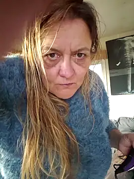 Misspapillon1840 online show from 11/20/25, 07:41