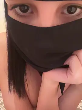 Snapshot of enjisexy chatting on 10/20/25, 02:23 enjisexy online show from 10/20/25, 02:23