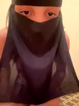 Snapshot of enjisexy chatting on 10/26/25, 01:55 enjisexy online show from 10/26/25, 01:55