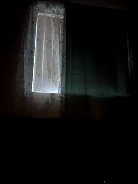 Snapshot of _foreigntitts chatting on 09/27/25, 03:28 foreigntitts online show from 09/27/25, 03:28