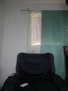 Snapshot of _foreigntitts chatting on 10/12/25, 03:11 foreigntitts online show from 10/12/25, 03:11