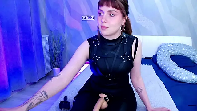 Snapshot of real_bdsm_couple chatting on 04/29/26, 05:30 real bdsm couple online show from 04/29/26, 05:30