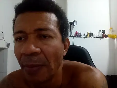 moreno25centimetro online show from 09/14/25, 12:43