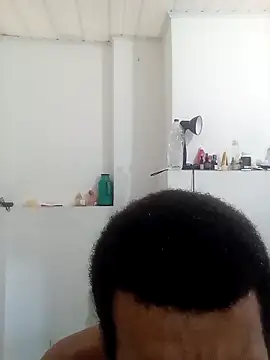 moreno25centimetro online show from 09/18/25, 05:48