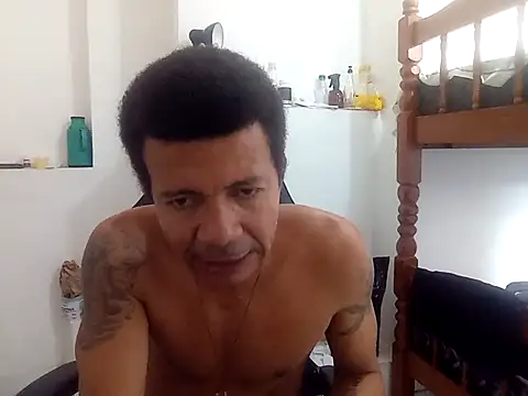 moreno25centimetro online show from 09/22/25, 04:31