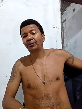 moreno25centimetro online show from 03/22/26, 10:24