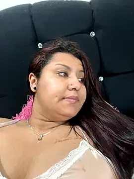 Snapshot of naomy26 chatting on 09/18/25, 05:31 naomy26 online show from 09/18/25, 05:31