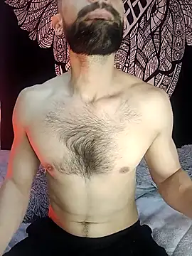 Snapshot of Enzo-wolf33 chatting on 09/13/25, 09:03 Enzo-wolf33 online show from 09/13/25, 09:03