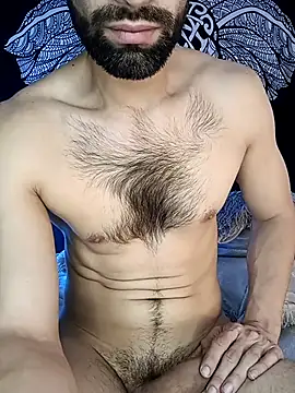 Snapshot of Enzo-wolf33 chatting on 09/27/25, 09:09 Enzo-wolf33 online show from 09/27/25, 09:09