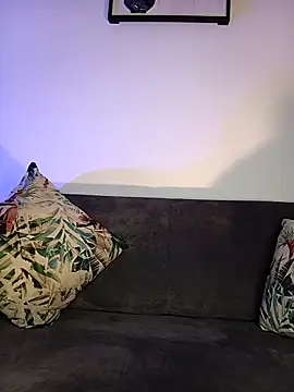 Snapshot of Enzo-wolf33 chatting on 10/04/25, 12:19 Enzo-wolf33 online show from 10/04/25, 12:19