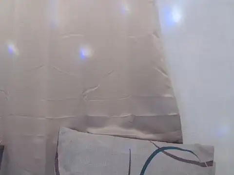 Snapshot of yourloving_maris chatting on 10/06/25, 02:03 yourloving maris online show from 10/06/25, 02:03