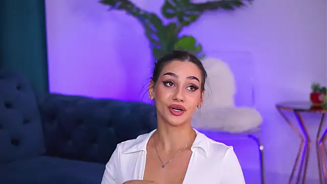 NinaSolenne online show from 01/14/26, 08:14