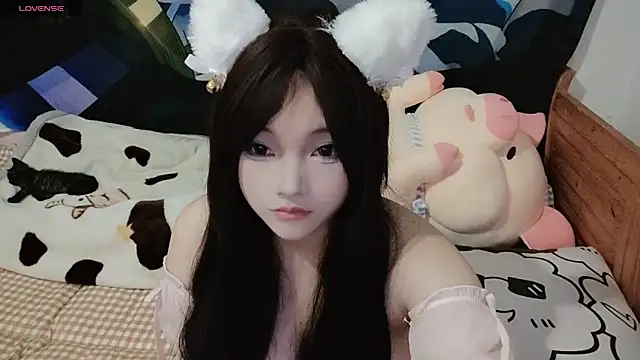 Snapshot of 9TVVALK chatting on 09/12/25, 12:38 9TVVALK online show from 09/12/25, 12:38