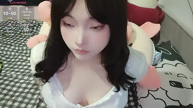 Snapshot of 9TVVALK chatting on 10/02/25, 11:50 9TVVALK online show from 10/02/25, 11:50