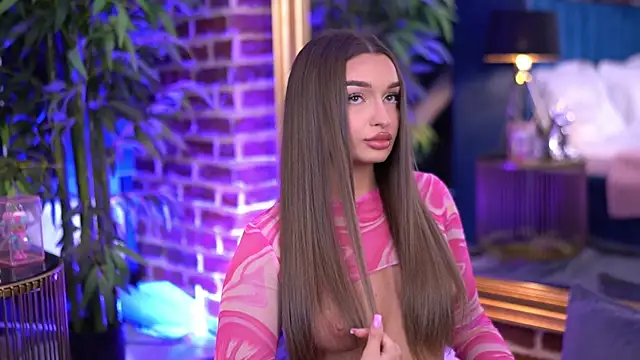 MillaSerene online show from 11/08/25, 06:24