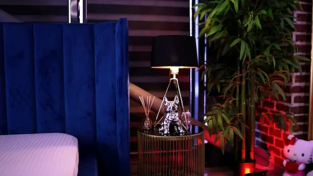 MillaSerene online show from 03/01/26, 05:53