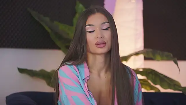 KyssaraPlay online show from 09/09/25, 06:07