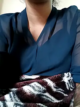 Snapshot of lovelysona11 chatting on 12/05/25, 07:06 lovelysona11 online show from 12/05/25, 07:06