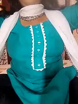 Snapshot of Babe_Doll04 chatting on 03/21/26, 08:30 Babe Doll04 online show from 03/21/26, 08:30