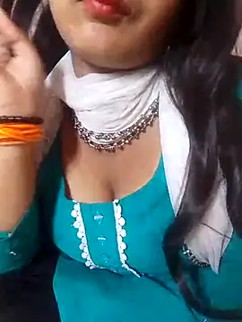 Snapshot of Babe_Doll04 chatting on 03/29/26, 06:46 Babe Doll04 online show from 03/29/26, 06:46