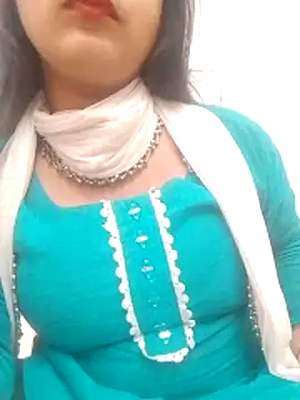 Snapshot of Babe_Doll04 chatting on 04/14/26, 07:36 Babe Doll04 online show from 04/14/26, 07:36