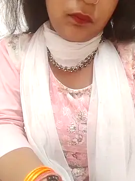 Snapshot of Babe_Doll04 chatting on 05/17/26, 07:06 Babe Doll04 online show from 05/17/26, 07:06