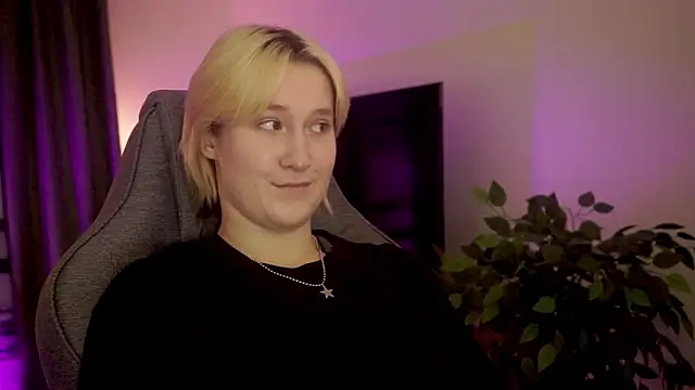 CinBellamy online show from 10/27/25, 03:54