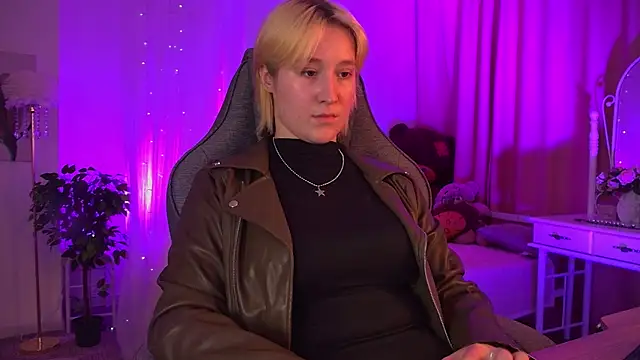 CinBellamy online show from 10/29/25, 05:53