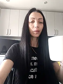 Snapshot of Princessa99885 chatting on 05/11/26, 07:03 Princessa99885 online show from 05/11/26, 07:03