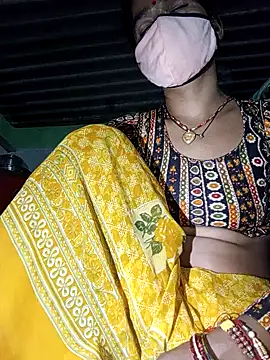 MISS LOVE 001 online show from 10/25/25, 04:46