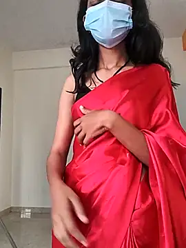 Snapshot of Shivani2002 chatting on 11/19/25, 01:38 Shivani2002 online show from 11/19/25, 01:38