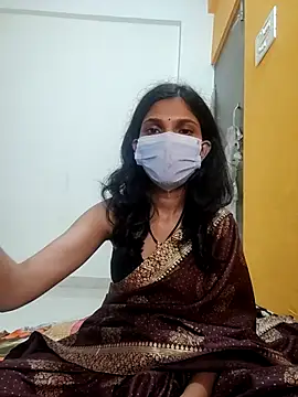 Snapshot of Shivani2002 chatting on 12/19/25, 02:24 Shivani2002 online show from 12/19/25, 02:24