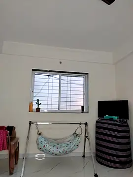 Shivani2002 online show from 04/05/26, 01:14