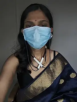 Snapshot of Shivani2002 chatting on 06/04/26, 09:37 Shivani2002 online show from 06/04/26, 09:37