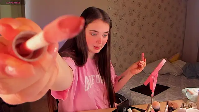 Alice next door online show from 03/16/26, 12:09