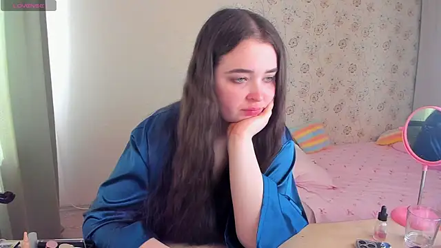 Alice next door online show from 04/16/26, 11:00