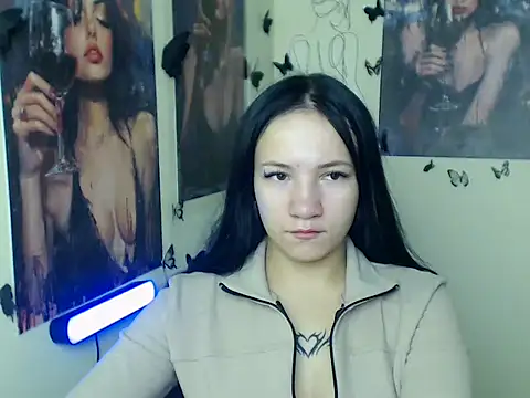 Snapshot of Em7MaA chatting on 10/30/25, 06:59 Em7MaA online show from 10/30/25, 06:59