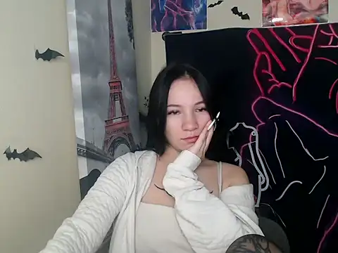 Snapshot of Em7MaA chatting on 12/03/25, 07:05 Em7MaA online show from 12/03/25, 07:05