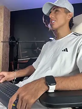 Mister Obsession online show from 11/21/25, 06:17