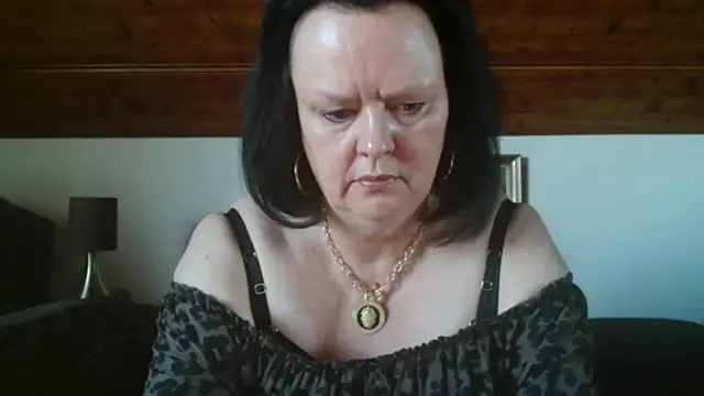 TiffanyMature online show from 09/27/25, 08:41