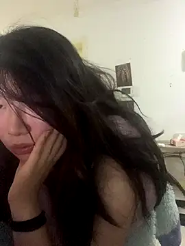 Snapshot of SSlady521 chatting on 10/20/25, 01:33 SSlady521 online show from 10/20/25, 01:33