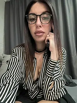 Oksiandfray online show from 07/29/26, 11:25