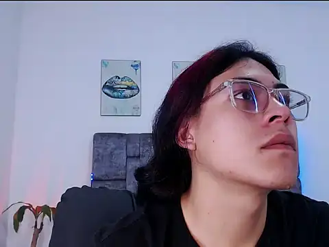 dirty model online show from 01/17/26, 03:28